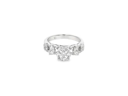 18K White Gold Artistic Ring with Natural Marquise and Round Diamonds – Cluster Design